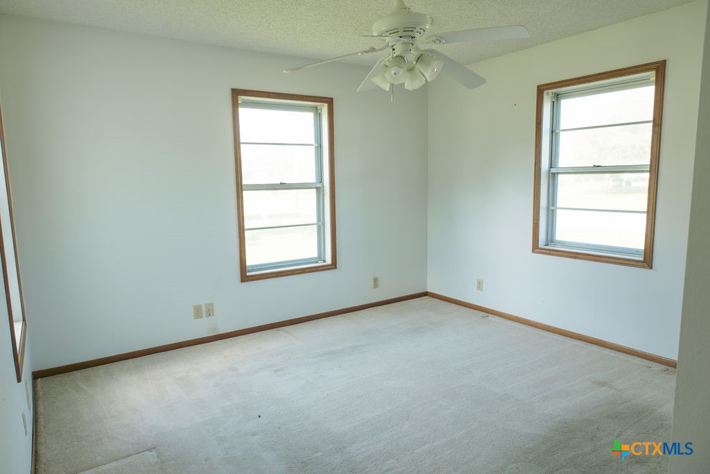 603 S Terry Street Property Photo 9