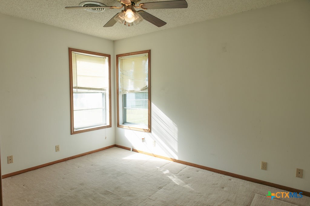 603 S Terry Street Property Photo 10