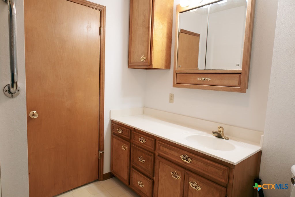 603 S Terry Street Property Photo 17