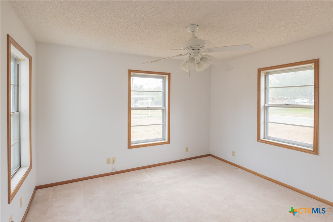 603 S Terry Street Property Photo 22