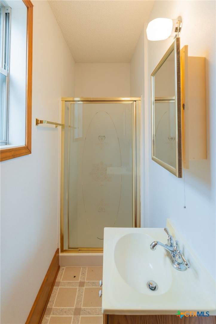603 S Terry Street Property Photo 27