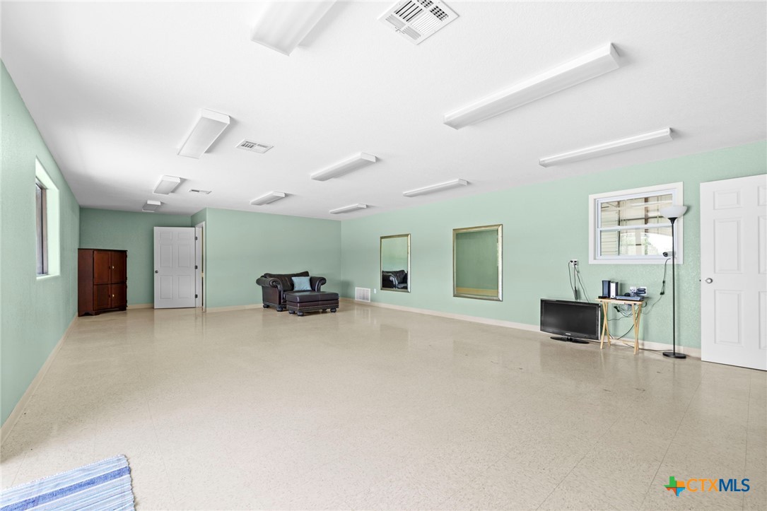 5207 Dogridge Road Property Photo 4
