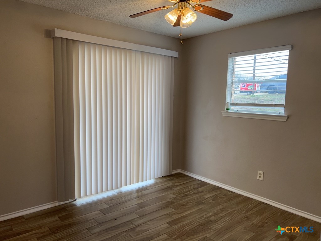 507 Hackberry Street Property Photo 5