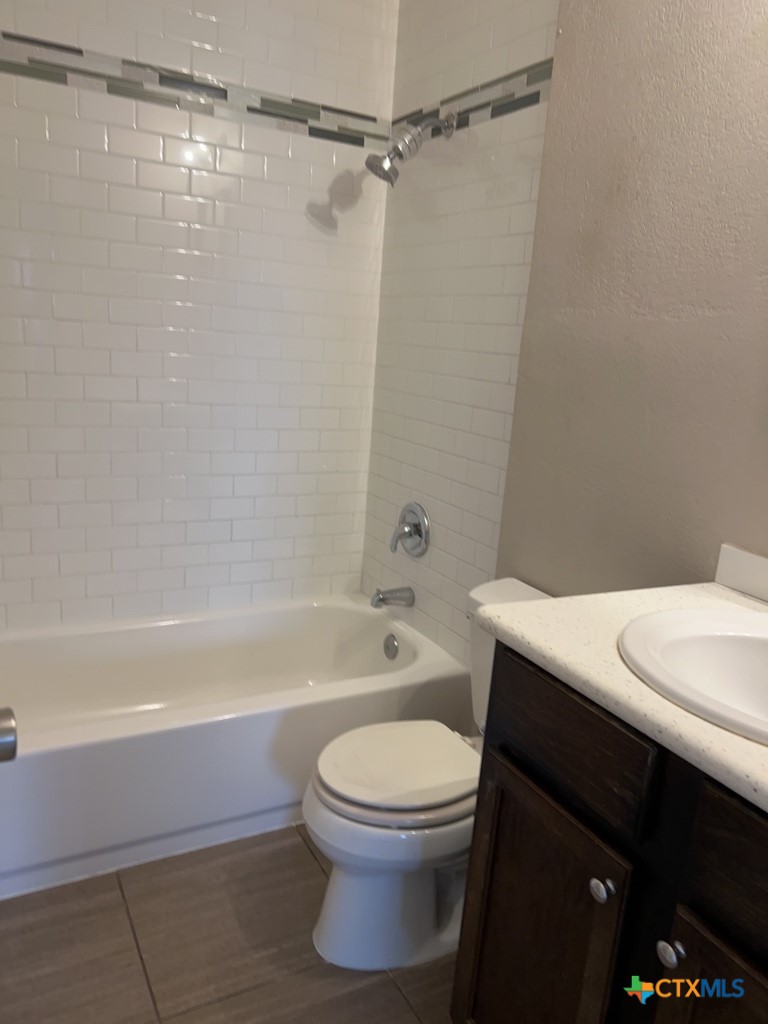 507 Hackberry Street Property Photo 6