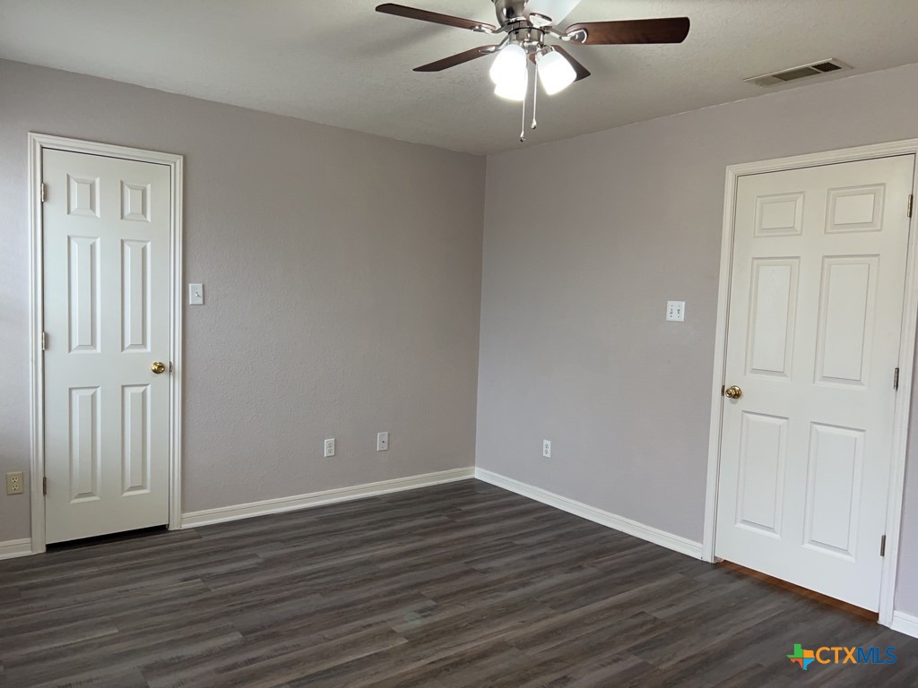 105 W Truman Avenue Property Photo 9