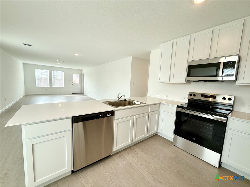 311 Moscato Road Property Photo 6