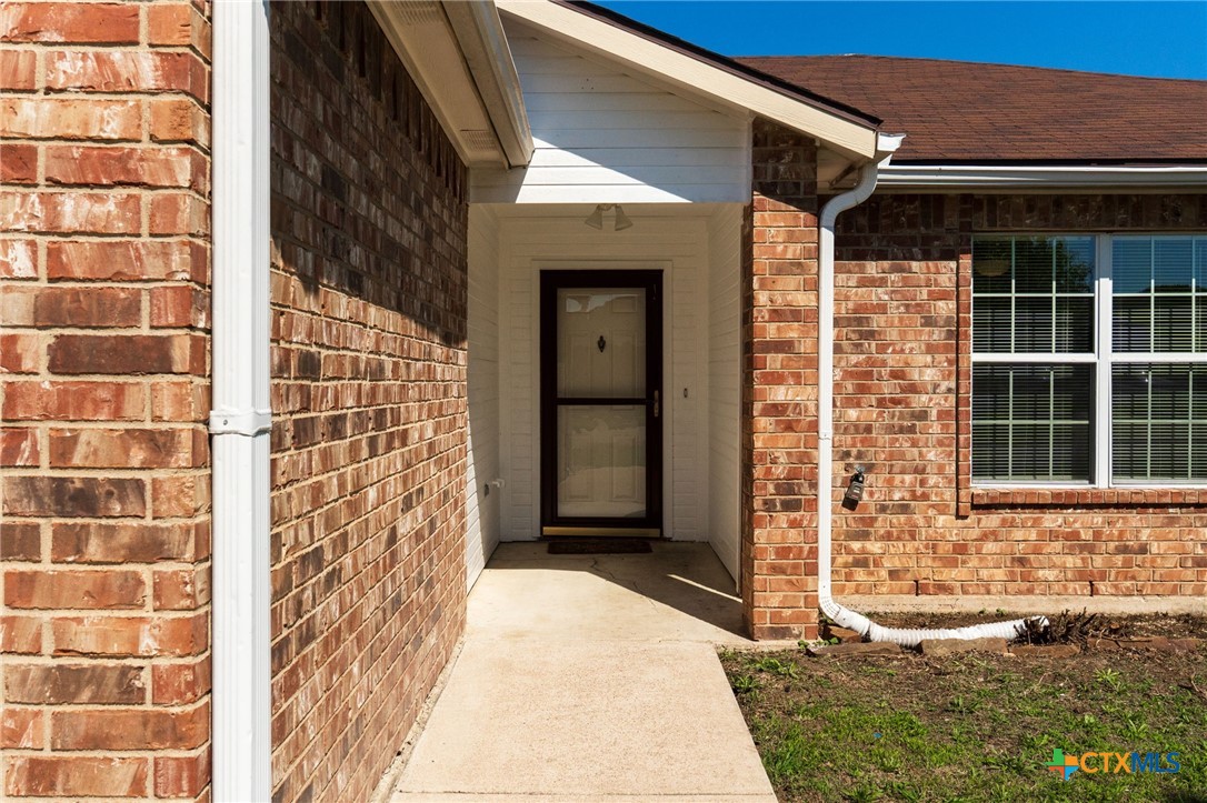 5206 Holster Drive Property Photo 4