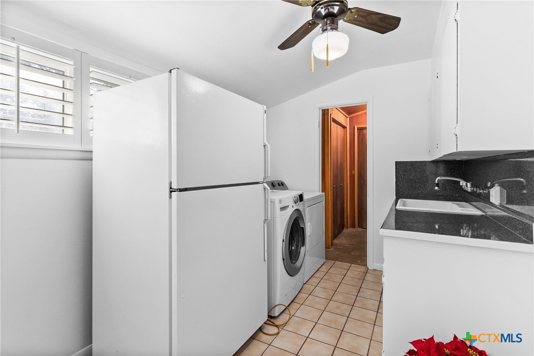 708 W North Ave Property Photo 18