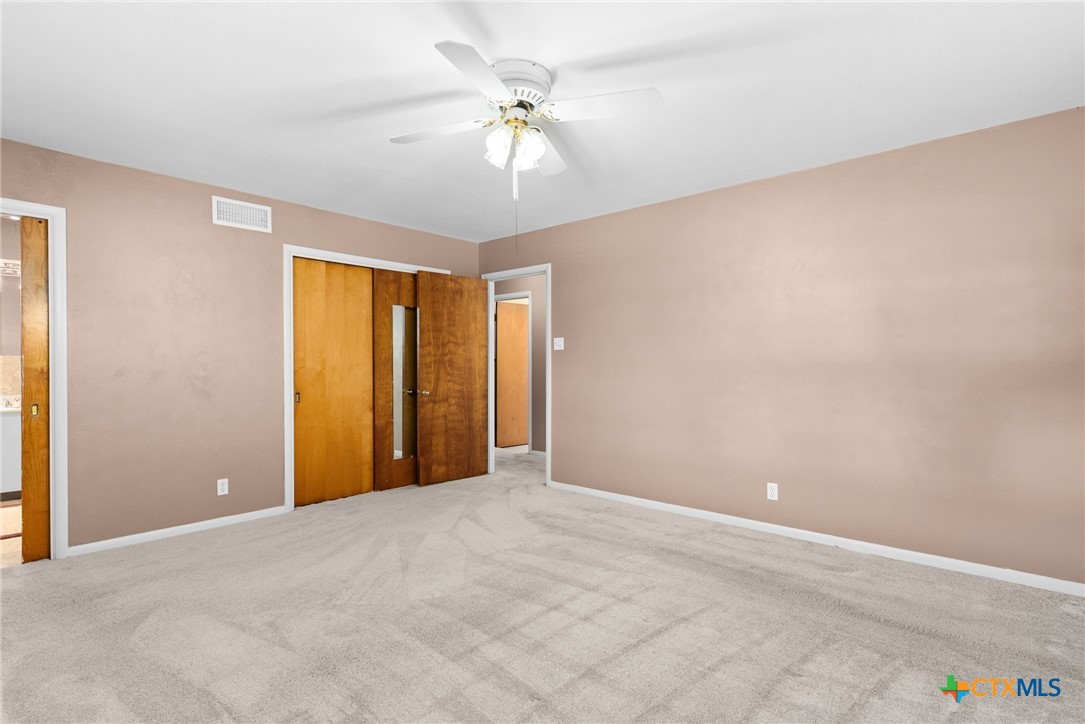 708 W North Ave Property Photo 21