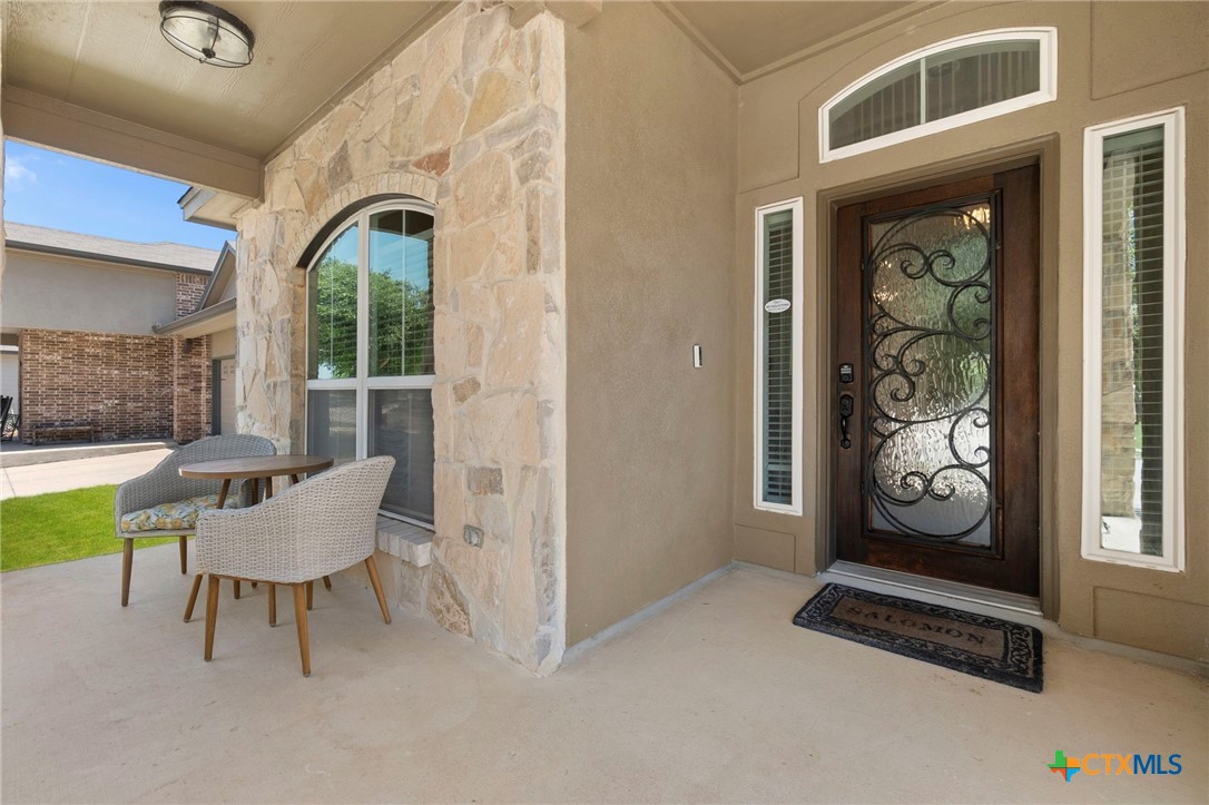 316 Limestone Creek Property Photo 4