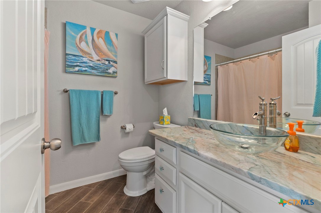 316 Limestone Creek Property Photo 23