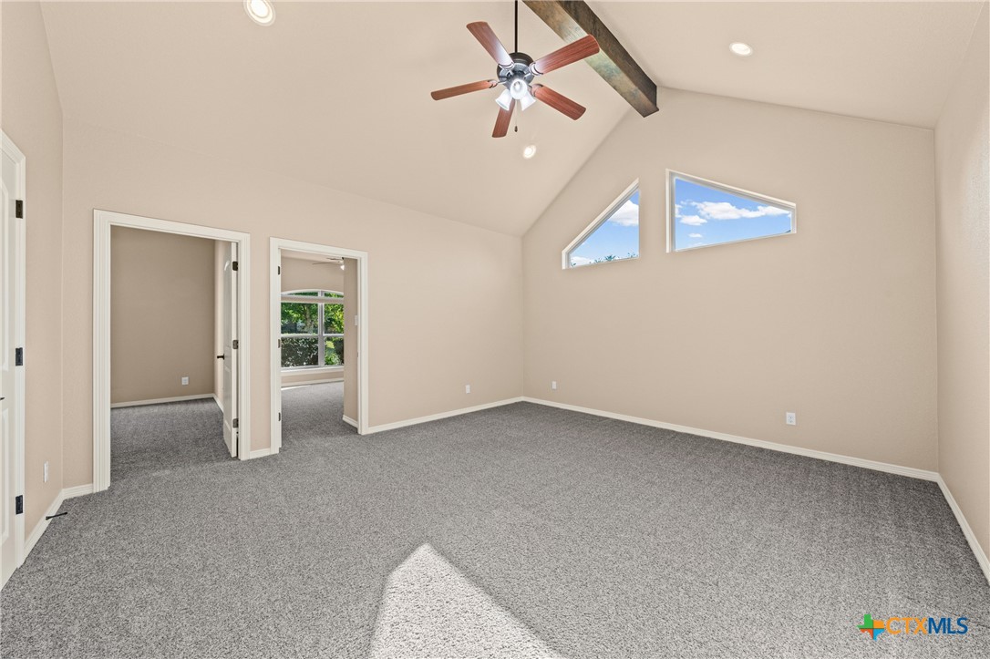 2007 Chamberlain Lane Property Photo 12