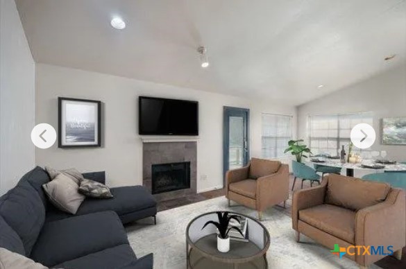 1104 Academy Street Property Photo 6