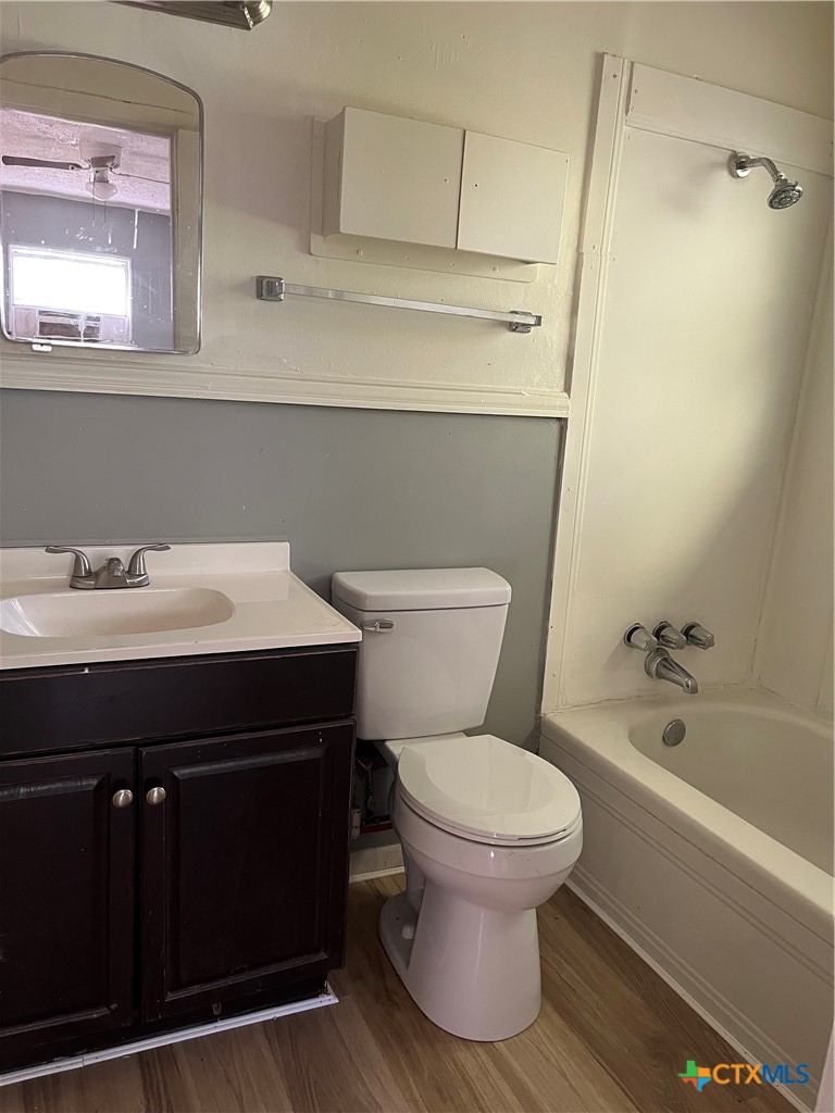 503 Wolf Street Property Photo 8