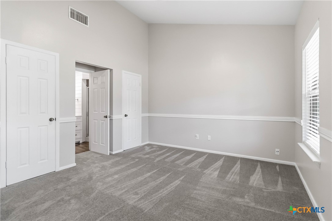 594 Kellys Way Property Photo 22