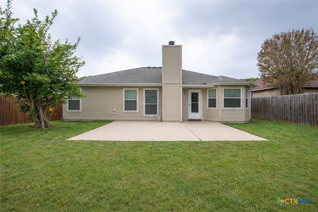 1908 Stratford Drive Property Photo 19