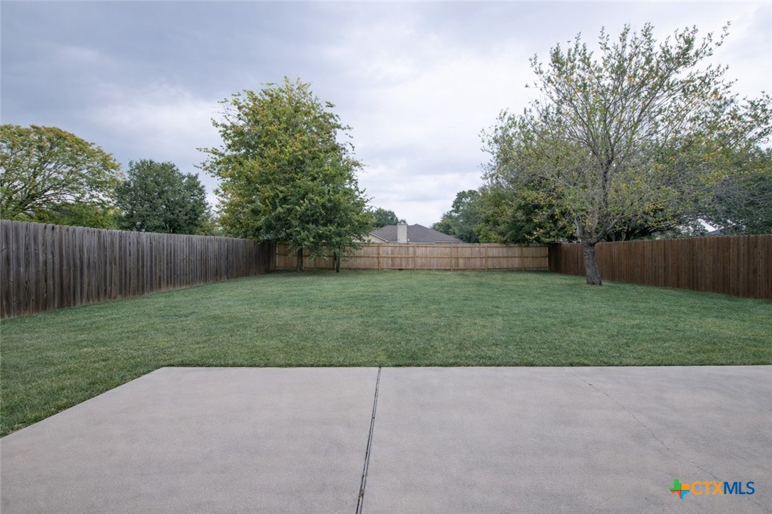 1908 Stratford Drive Property Photo 20