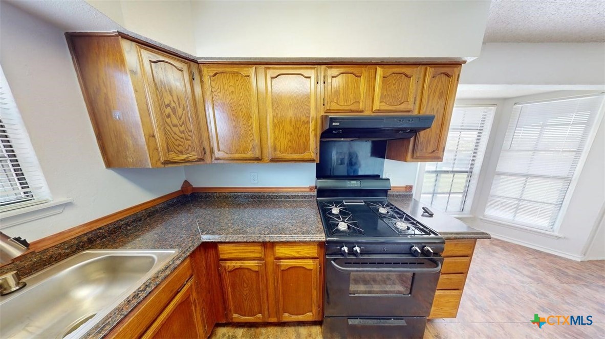 1613 Bobby Lee Drive Property Photo 6