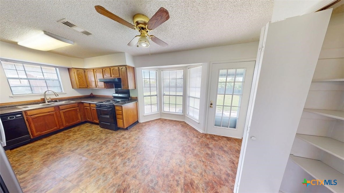 1613 Bobby Lee Drive Property Photo 7