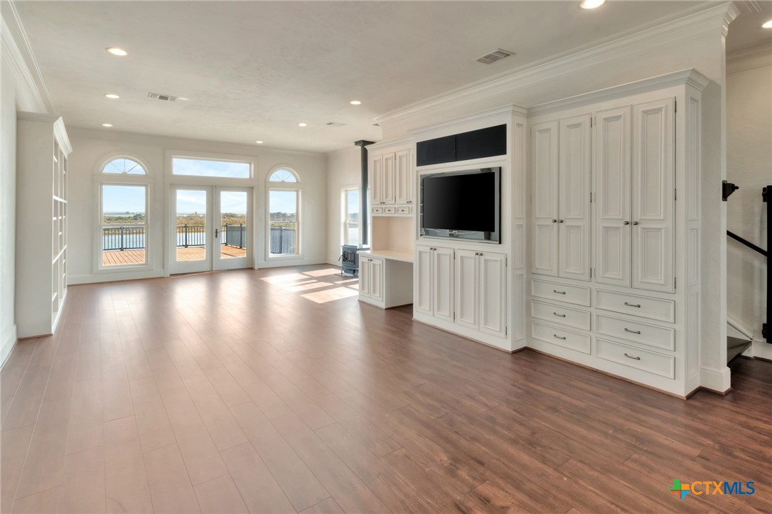 2837 Stella E Property Photo 8