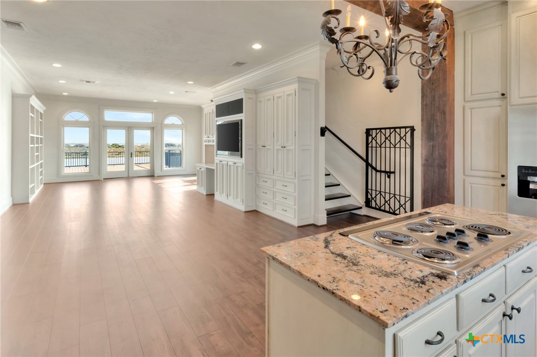 2837 Stella E Property Photo 12