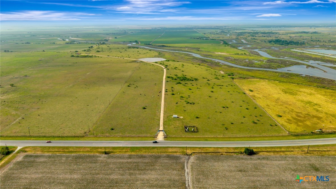 8078 State Highway 35 Property Photo 3