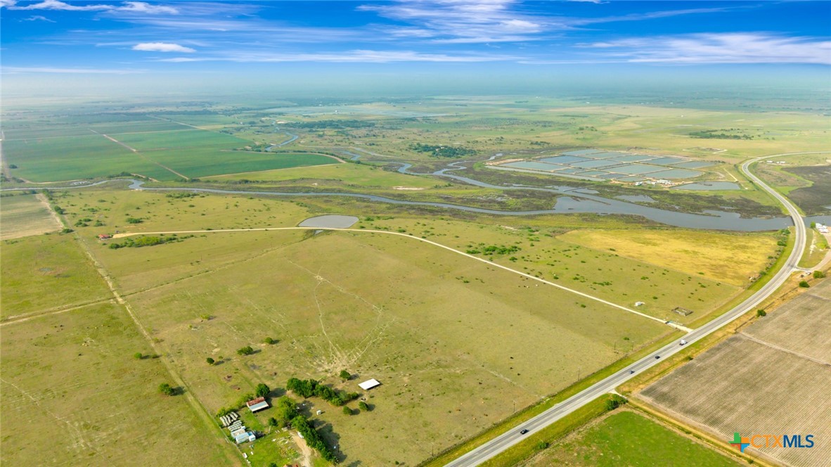 8078 State Highway 35 Property Photo 4