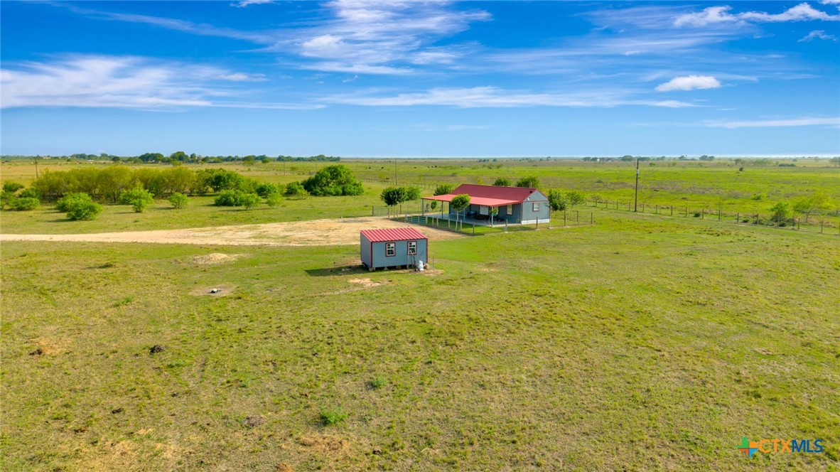 8078 State Highway 35 Property Photo 10