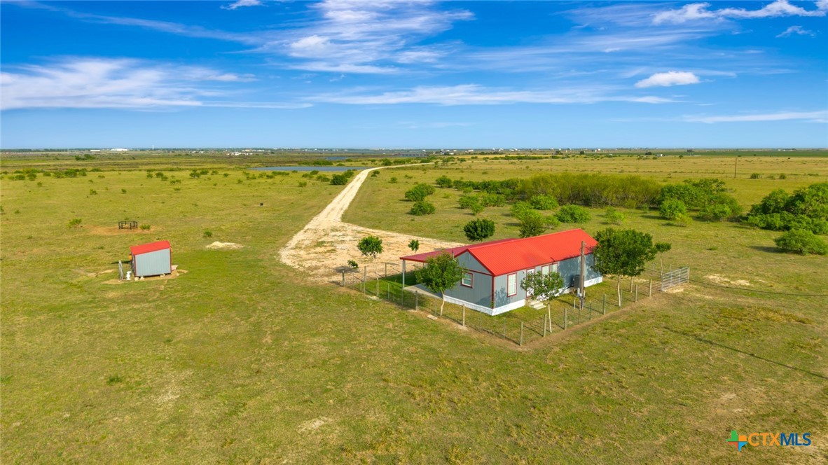 8078 State Highway 35 Property Photo 11