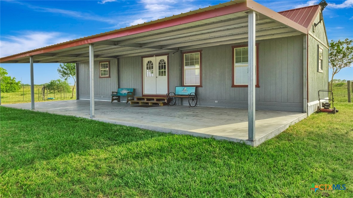 8078 State Highway 35 Property Photo 12