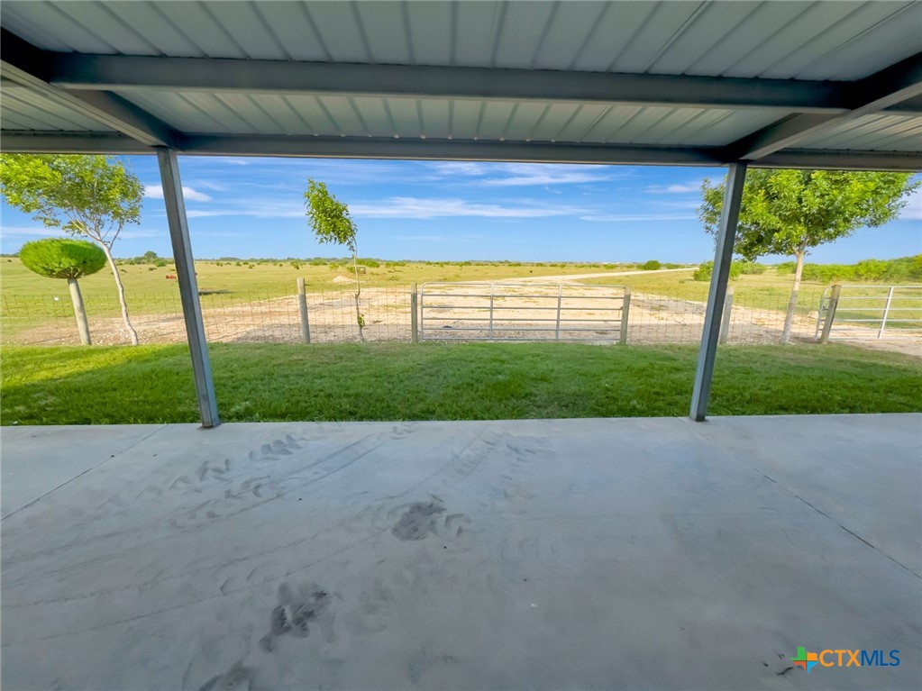 8078 State Highway 35 Property Photo 15