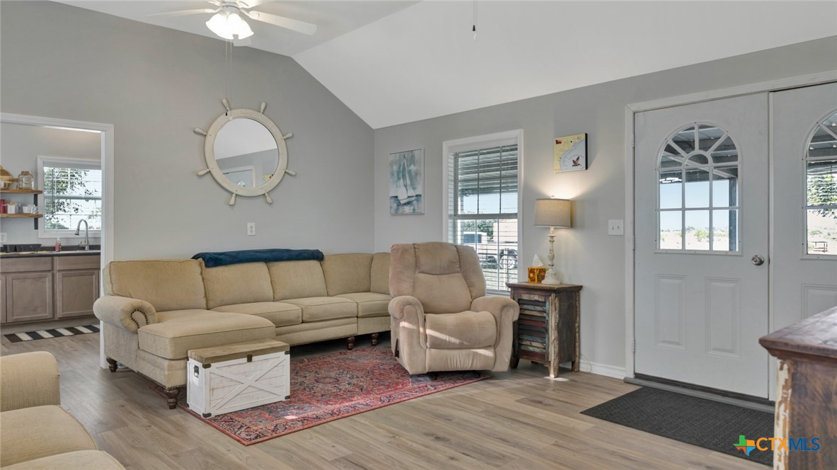8078 State Highway 35 Property Photo 16