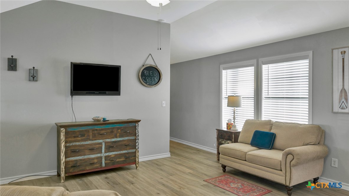 8078 State Highway 35 Property Photo 19