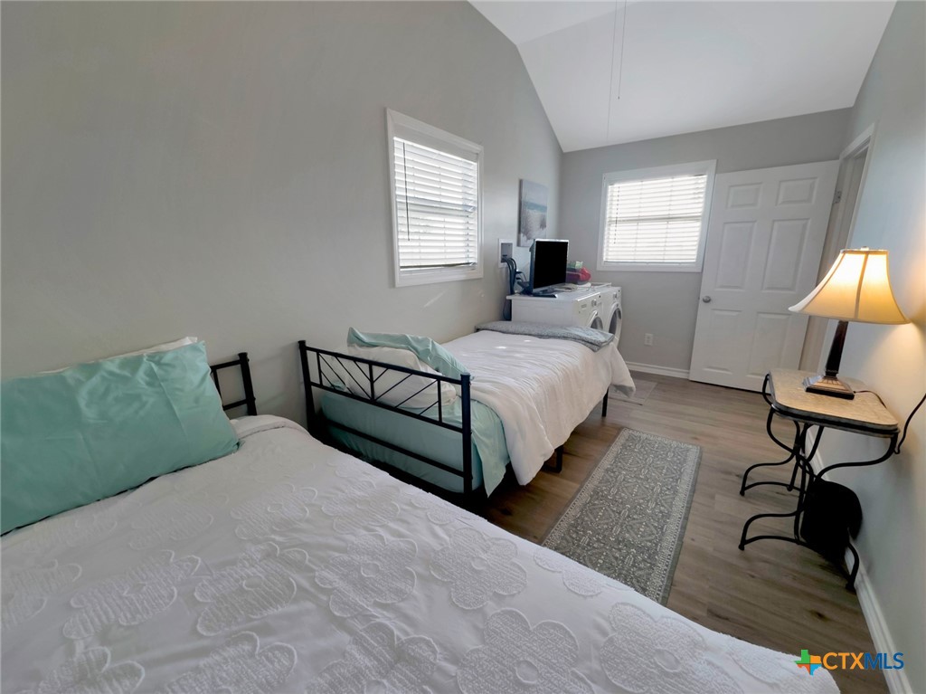 8078 State Highway 35 Property Photo 23