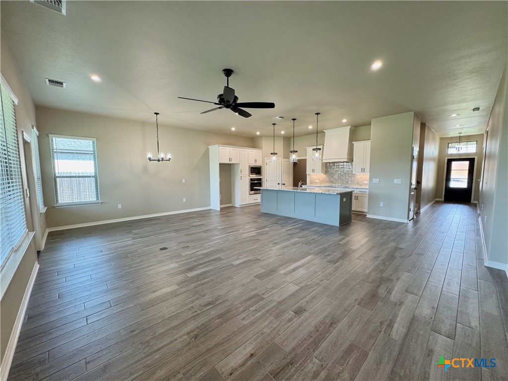 613 Golden Eagle Property Photo 2