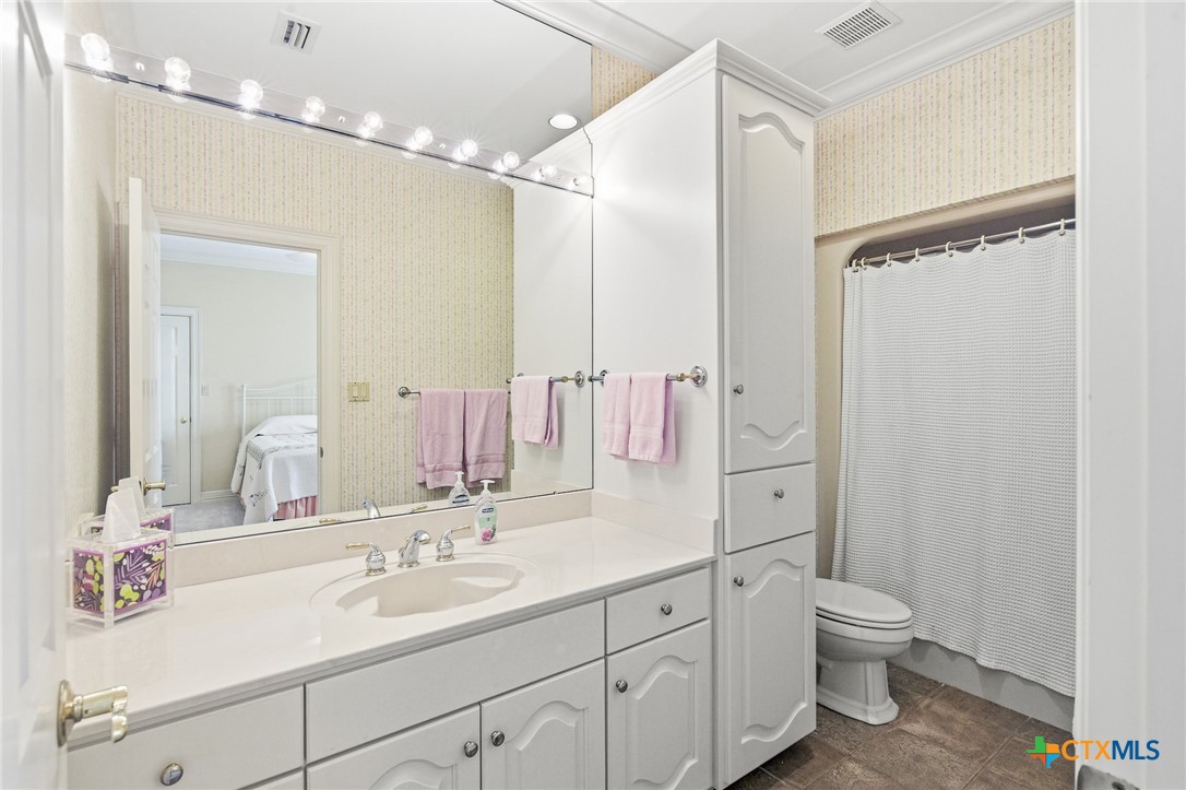 115 Alameda Circle Property Photo 32