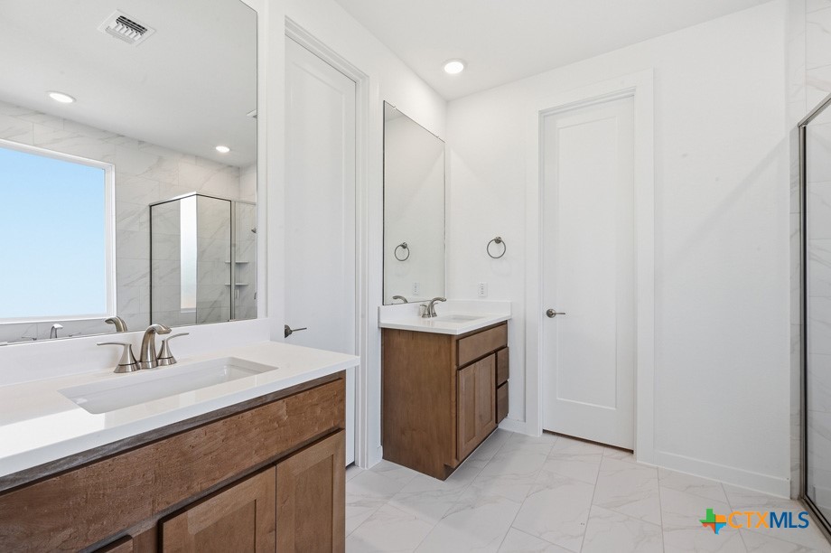 6313 Comanche Moon Trail Property Photo 7