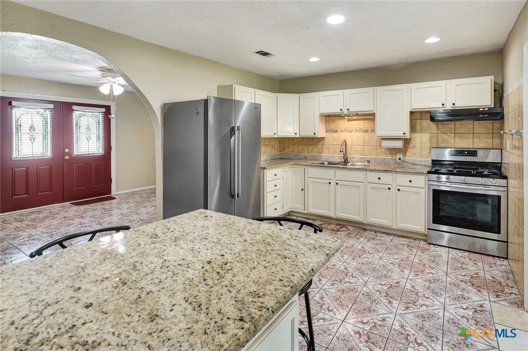 1504 Sam Houston Drive Property Photo 9