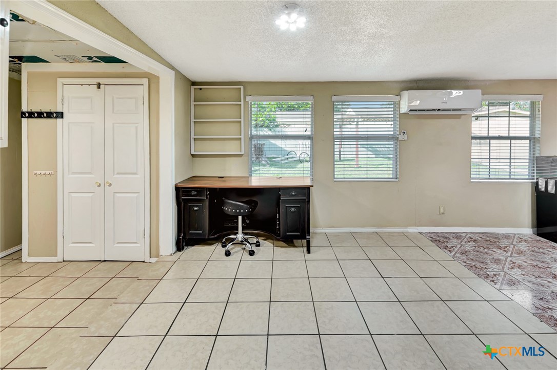 1504 Sam Houston Drive Property Photo 14