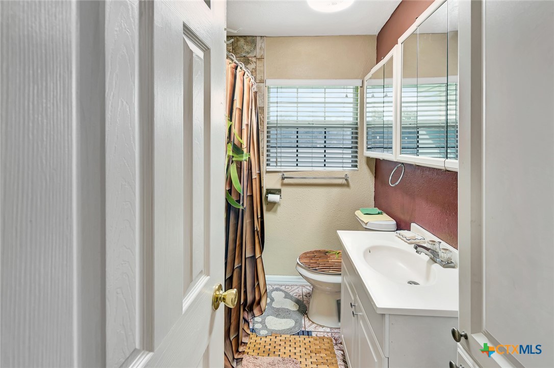 1504 Sam Houston Drive Property Photo 15