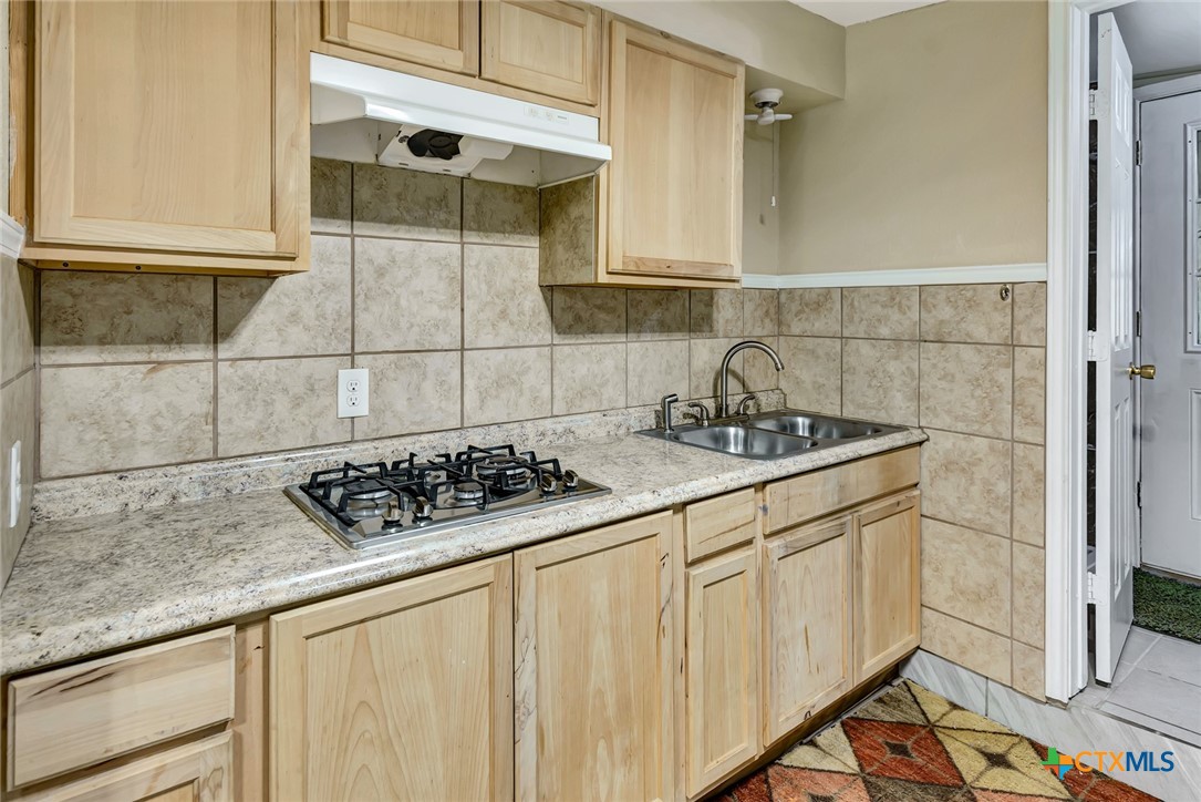 1504 Sam Houston Drive Property Photo 26