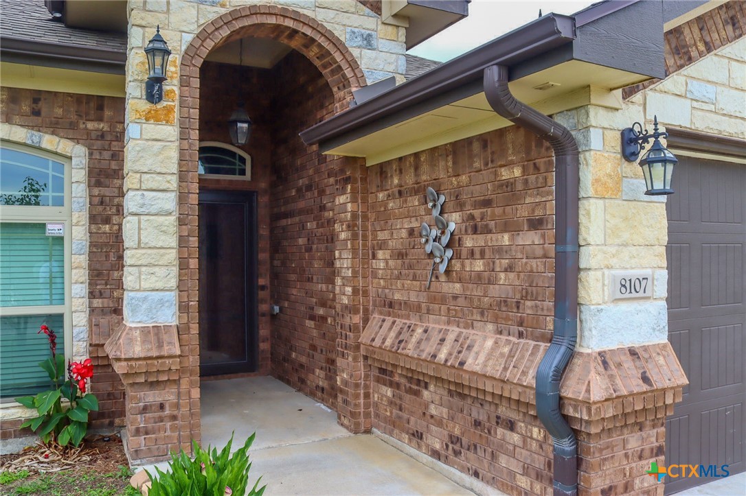 8107 Preston Hollow Drive Property Photo 5