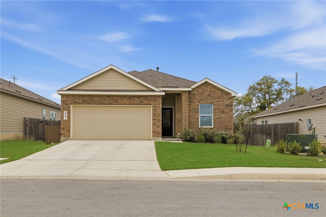6067 Draw Loop Property Photo 1
