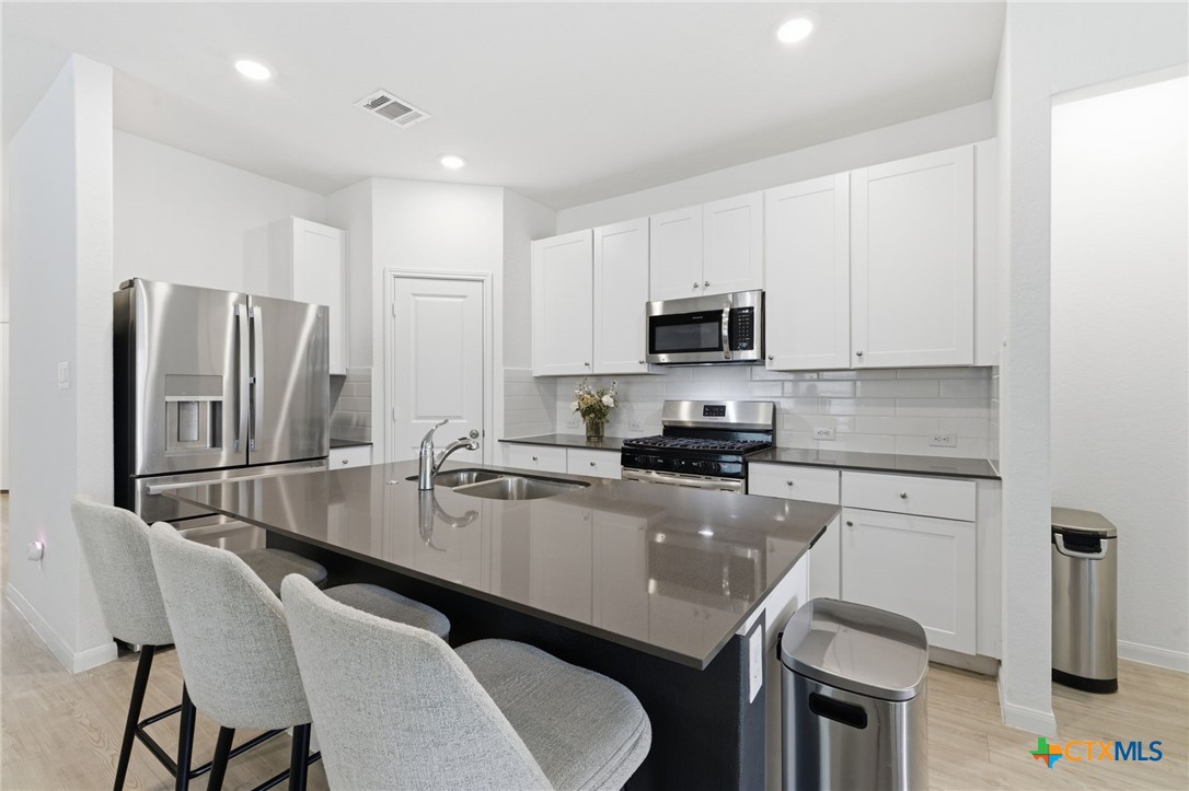6067 Draw Loop Property Photo 6