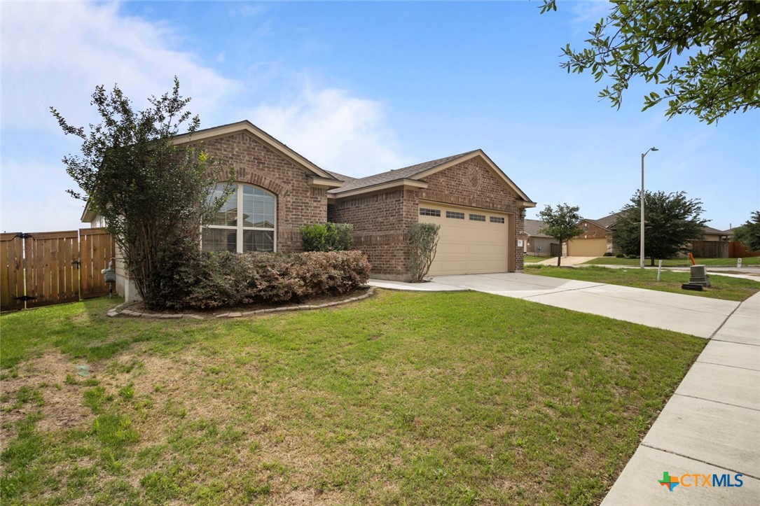 104 Cypress Hills Road Property Photo 3