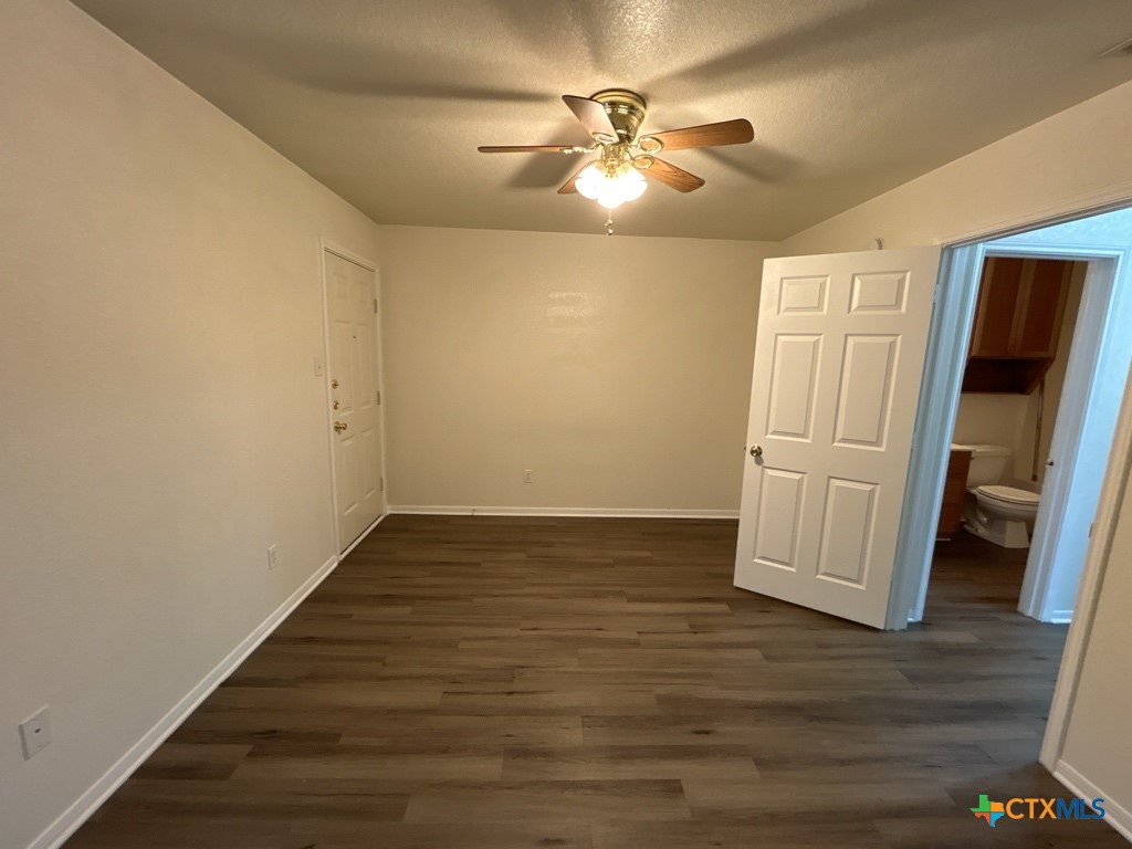 202 W Truman Avenue Property Photo 6