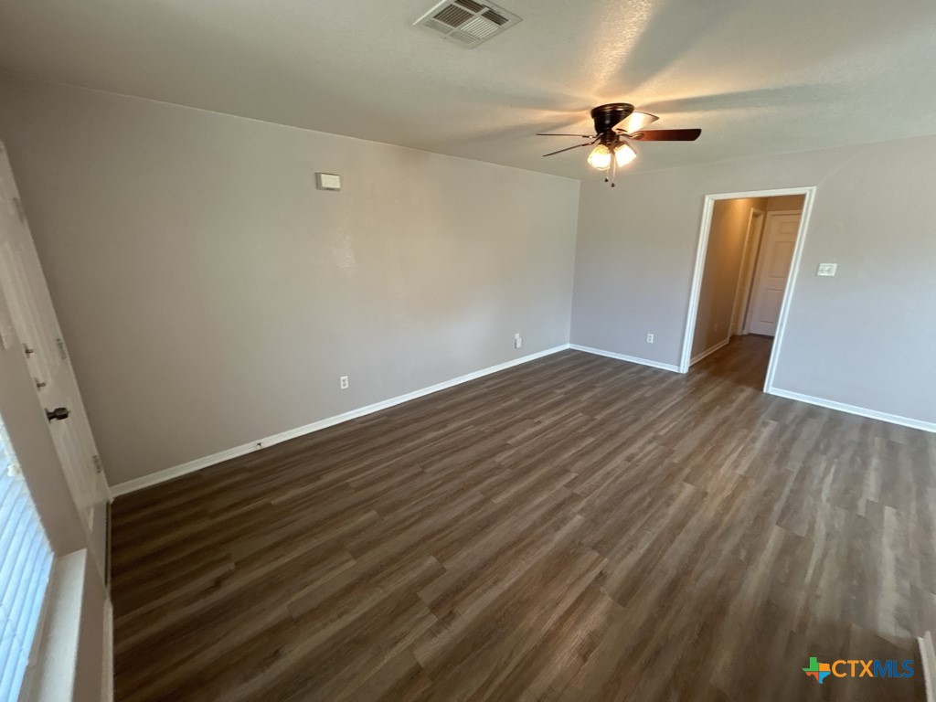 202 W Truman Avenue Property Photo 13