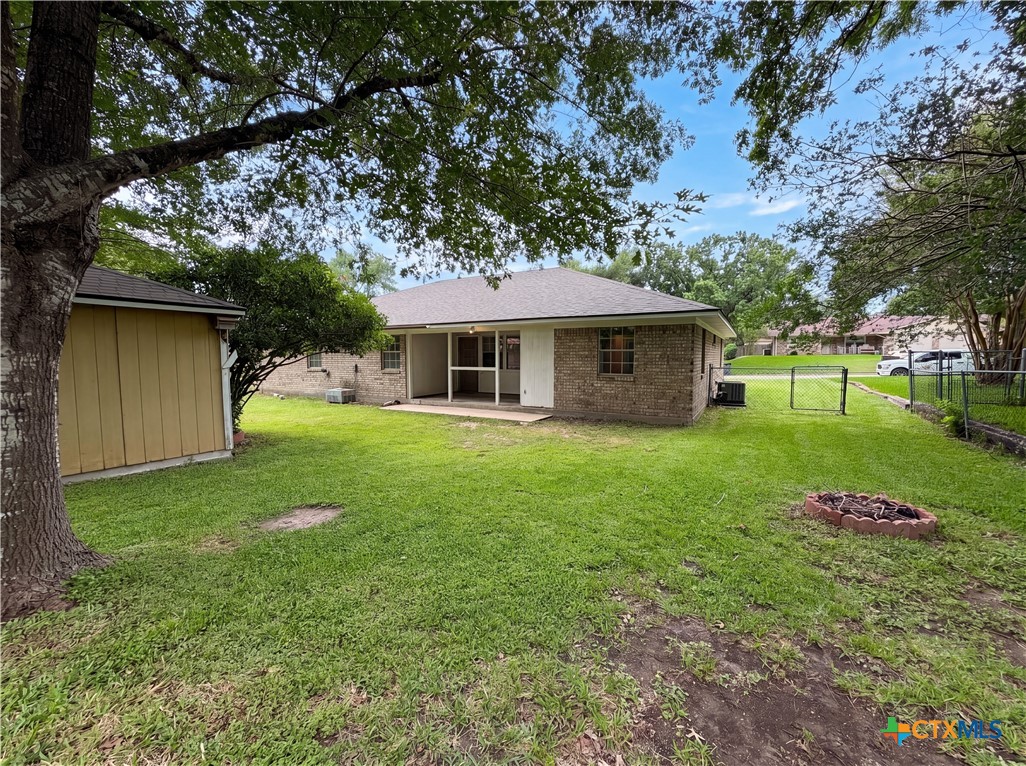 410 Cole Avenue Property Photo 5
