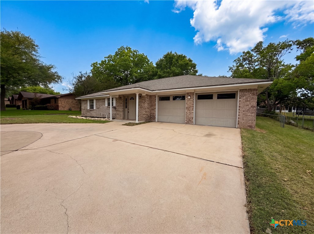 410 Cole Avenue Property Photo 13