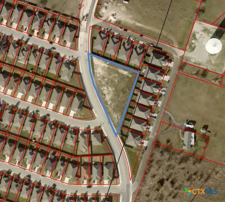 1945 S Pea Ridge Road Property Photo 3